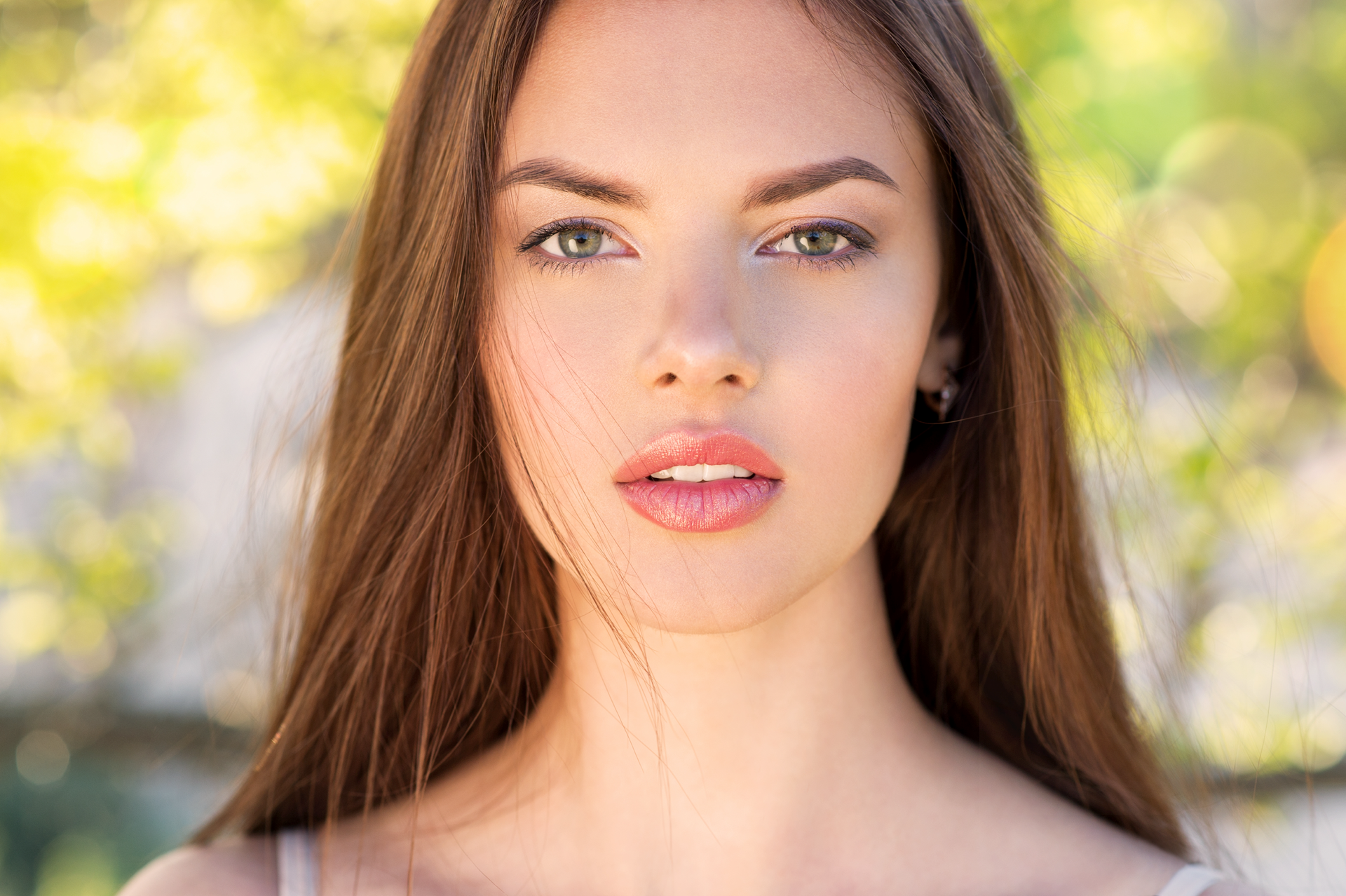 Heading bottom image